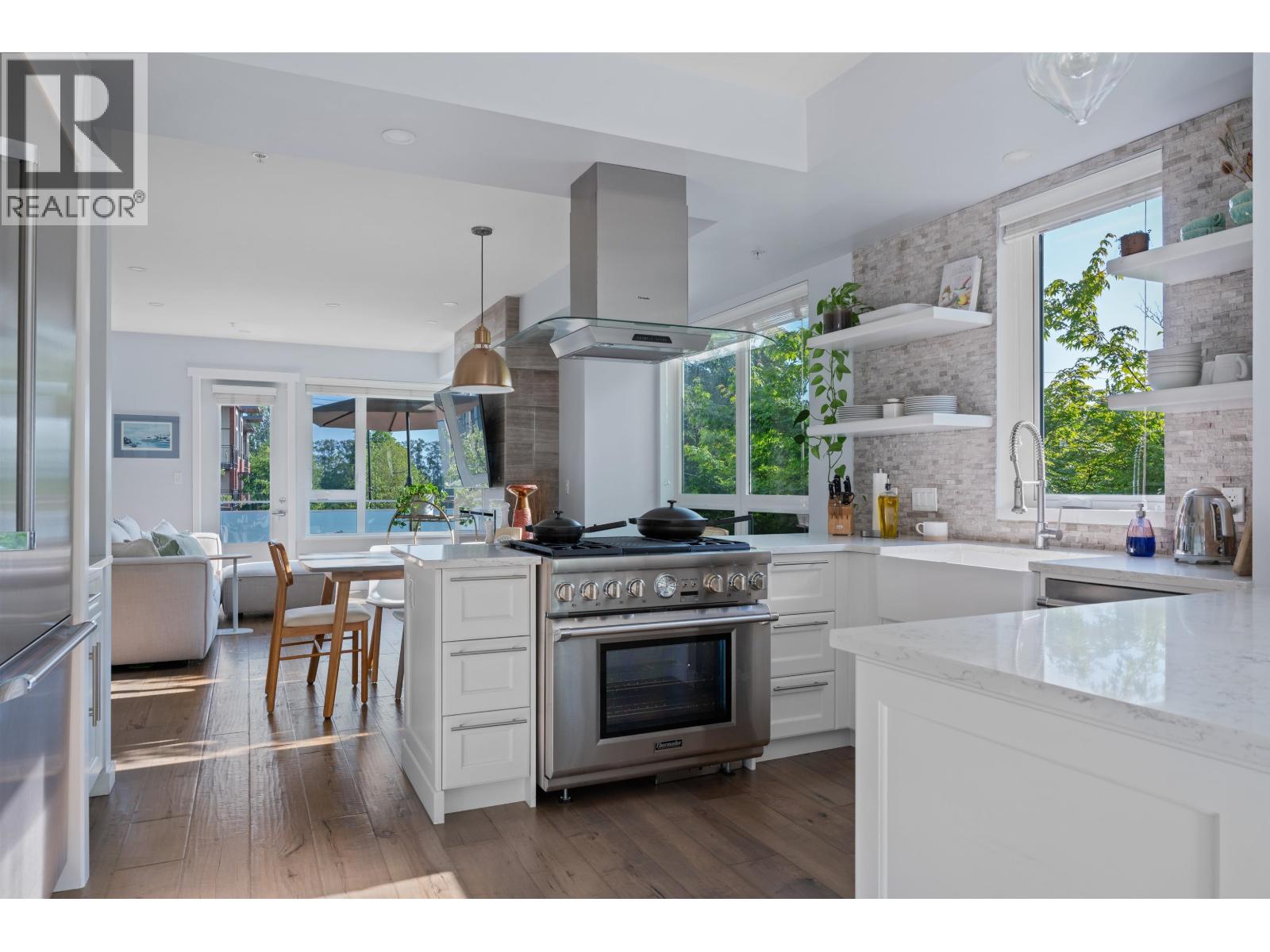 3101 E KENT AVENUE NORTH|Vancouver, British Columbia V5S4Y1