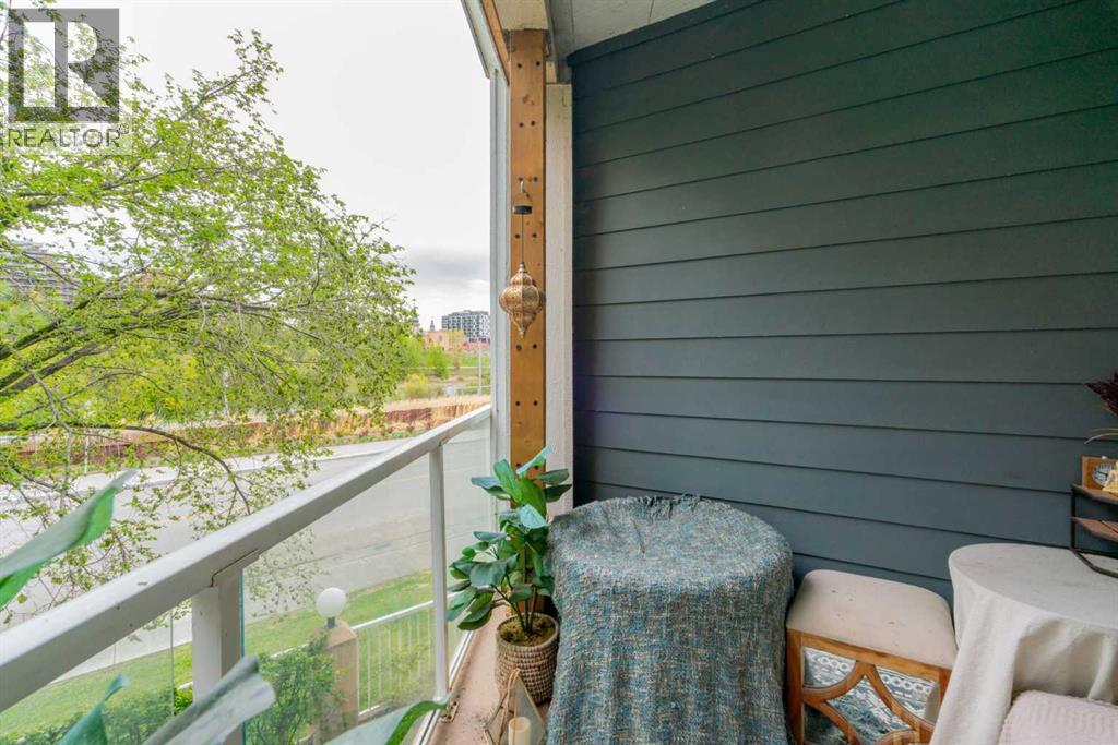 227, 333 Riverfront Avenue SE|Calgary, Alberta T2G5R1