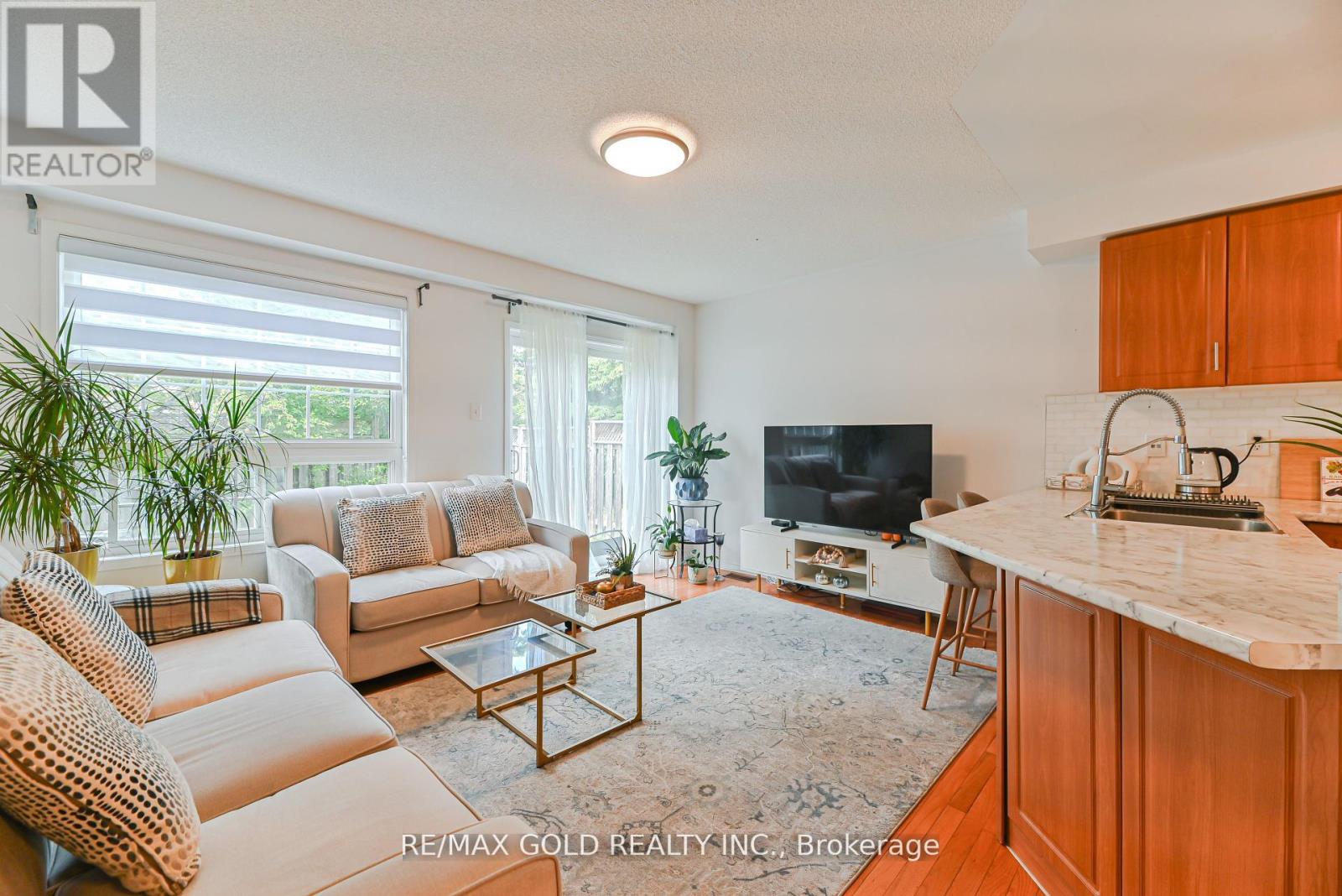 28 PLUM HOLLOW COURT|Brampton (Sandringham-Wellington), Ontario L6R2T5