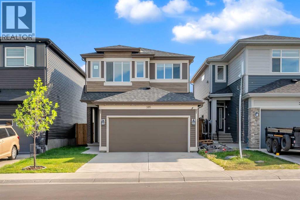 385 Corner Meadows Way NE|Calgary, Alberta T3N1Y6