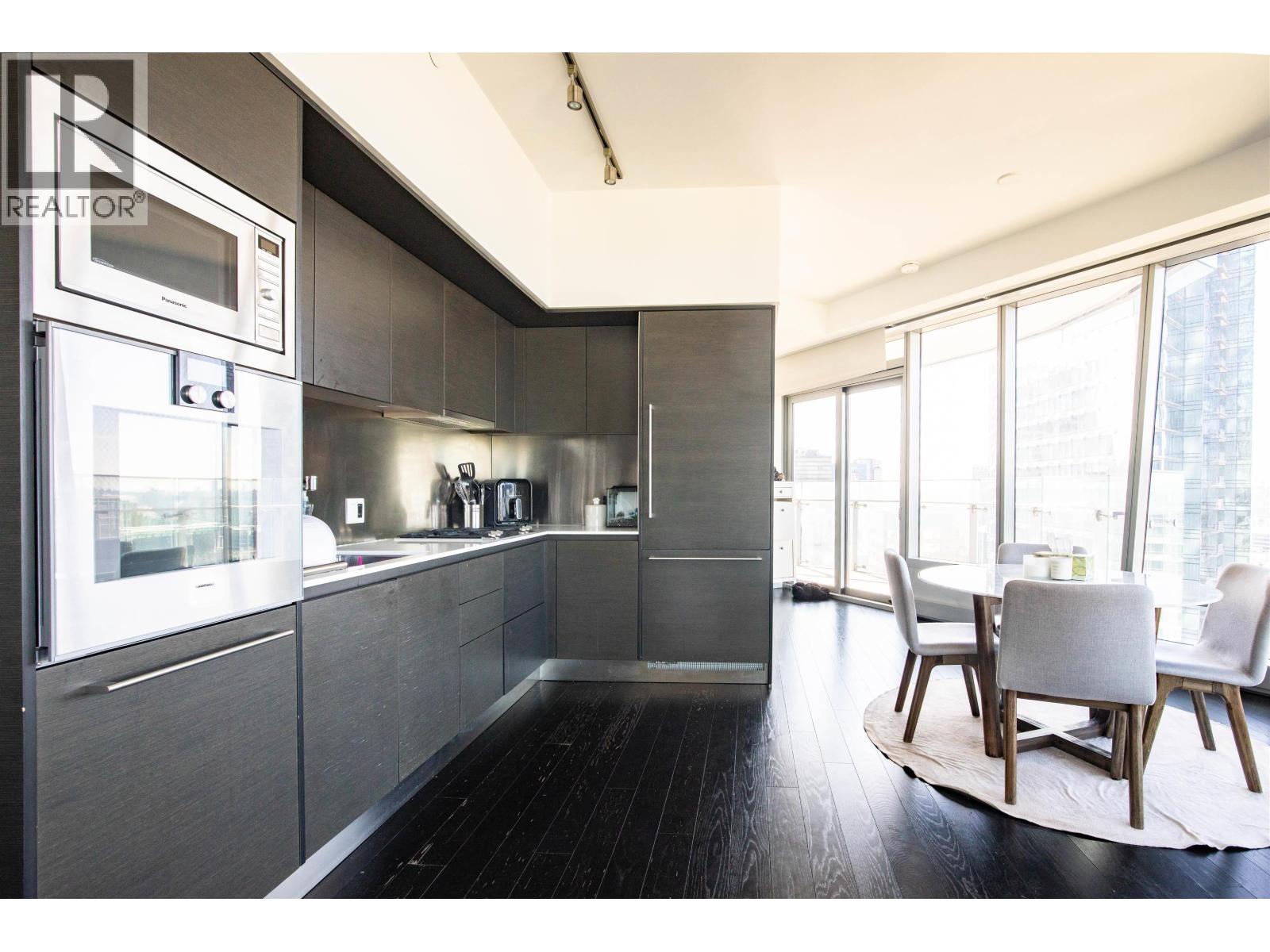 1151 W GEORGIA STREET|Vancouver, British Columbia V6E4E6