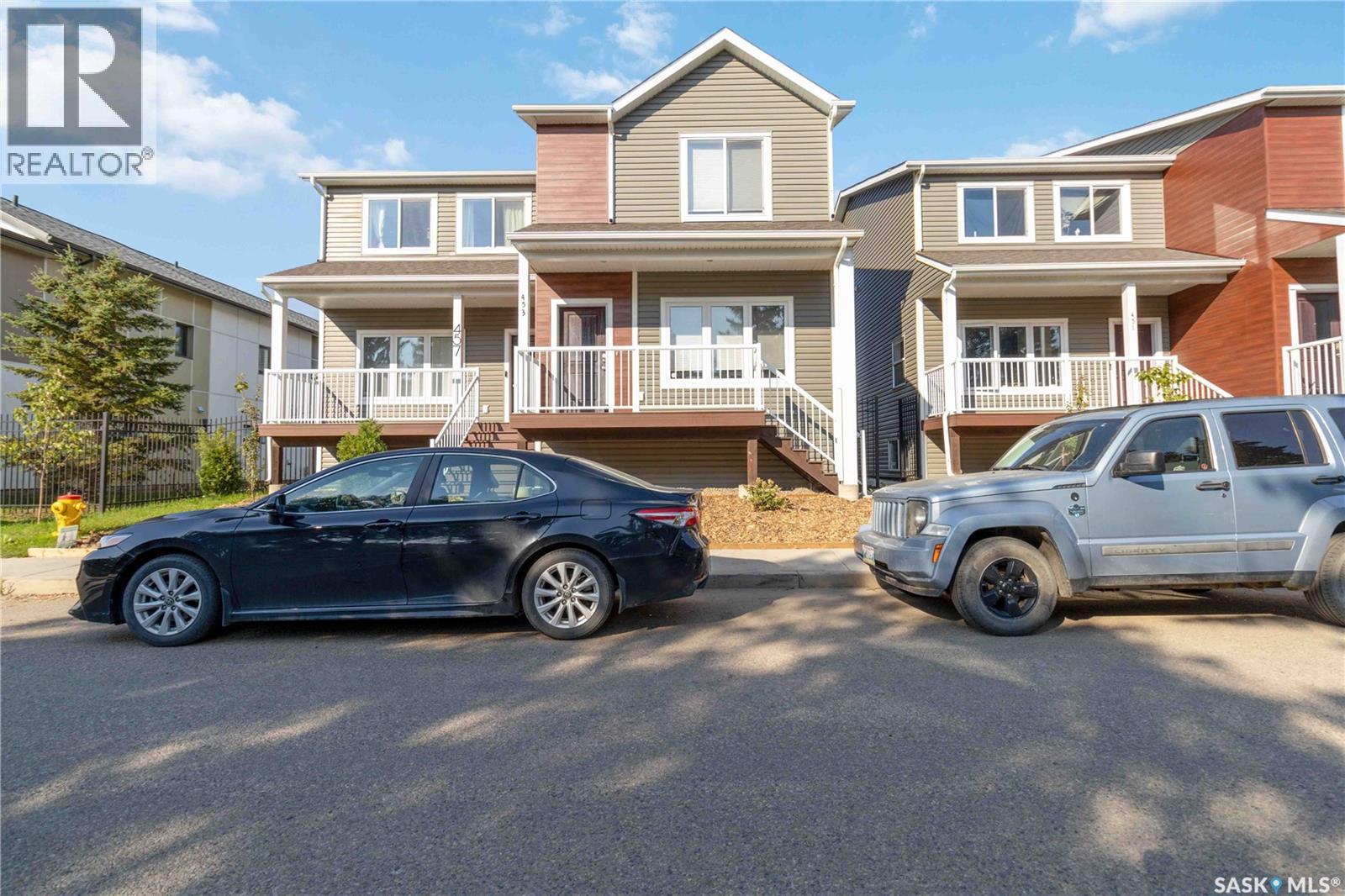 453 L AVENUE S|Saskatoon, Saskatchewan S7M5Y6