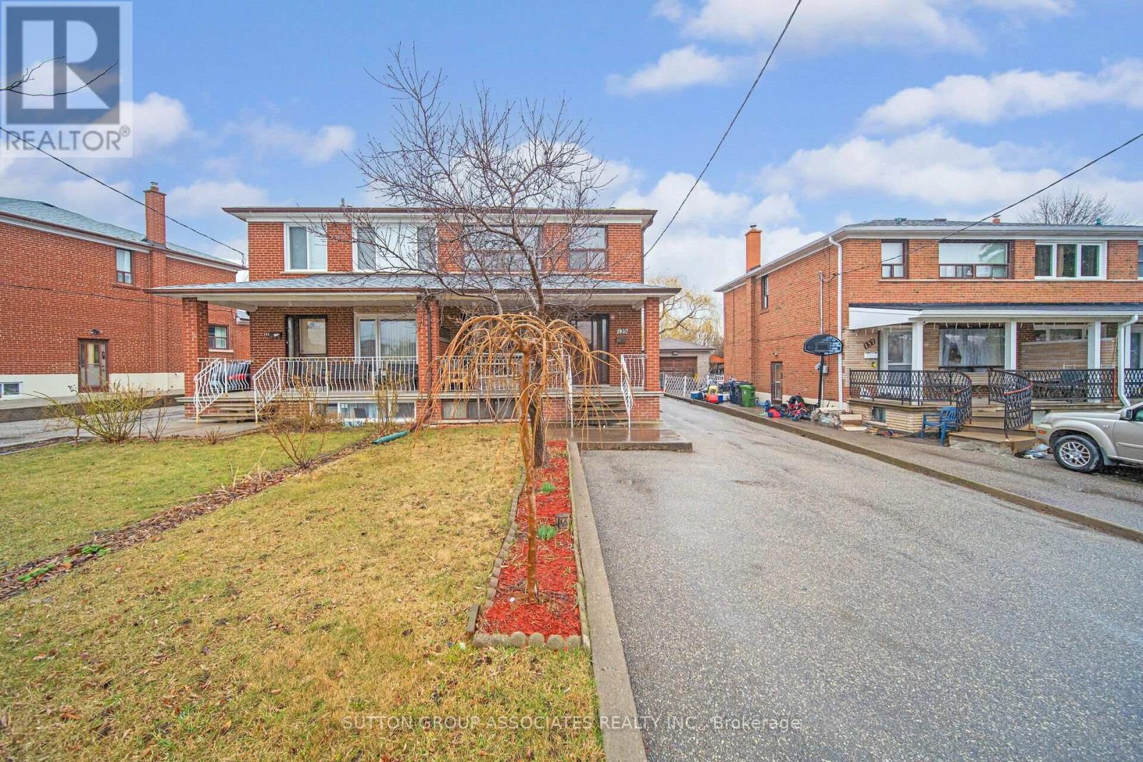 Property image for 139 GILTSPUR DRIVE|Toronto (Glenfield-Jane Heights), Ontario M3L1M4