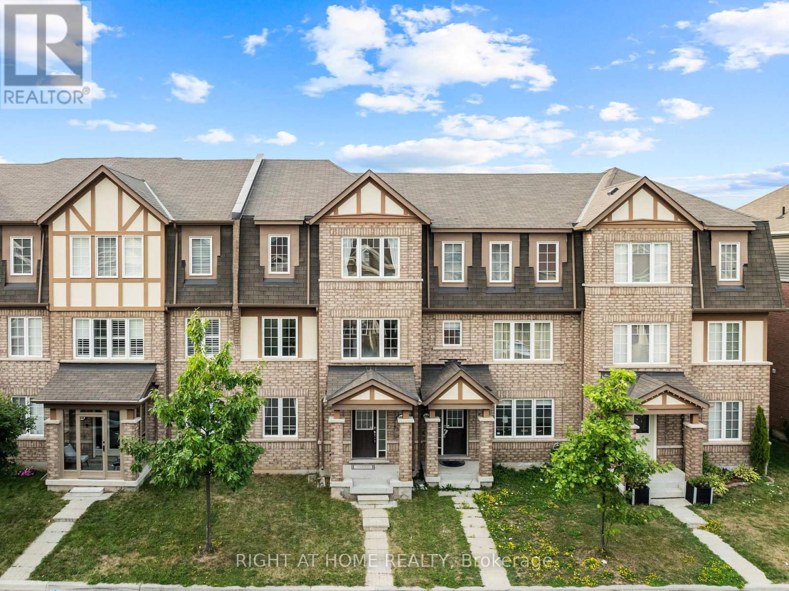 18 ALLIUM ROAD|Brampton (Northwest Brampton), Ontario L7A4H5