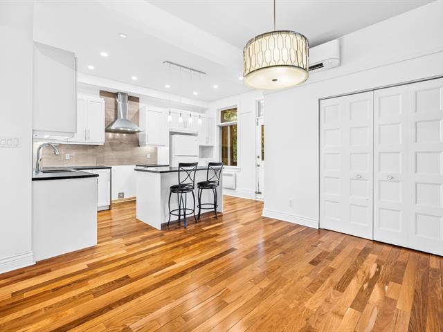 2266 Av. Girouard|Montréal (Côte-des-Neiges/Notre-Dame-de-Grâce), Quebec H4V2J6