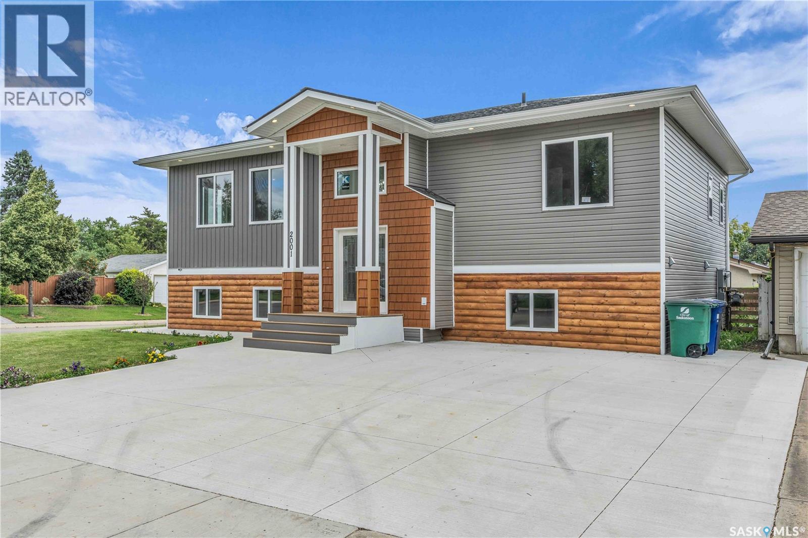 2001 37th STREET W|Saskatoon, Saskatchewan S7L4E5