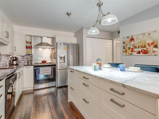 21 Ch. du Bord-du-Lac-Lakeshore|#407|Pointe-Claire, Quebec H9S5N3