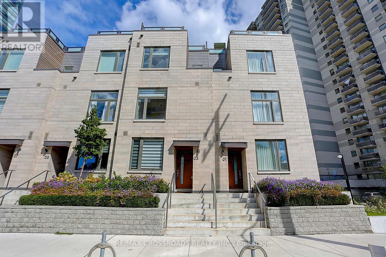 TH3 - 270 DAVENPORT ROAD|Toronto (Annex), Ontario M5R0C1