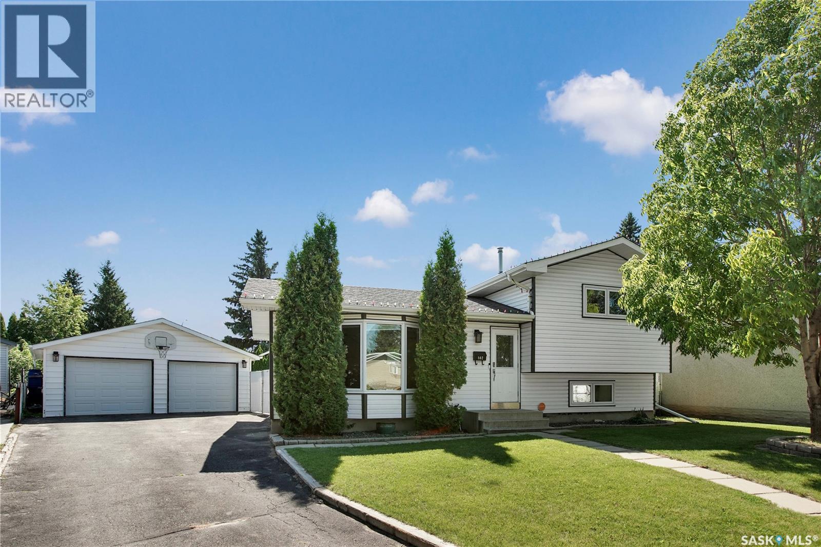 102 Galbraith CRESCENT|Saskatoon, Saskatchewan S7M4H1