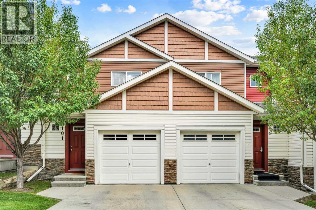 101 Pantego Lane NW|Calgary, Alberta T3K0T1