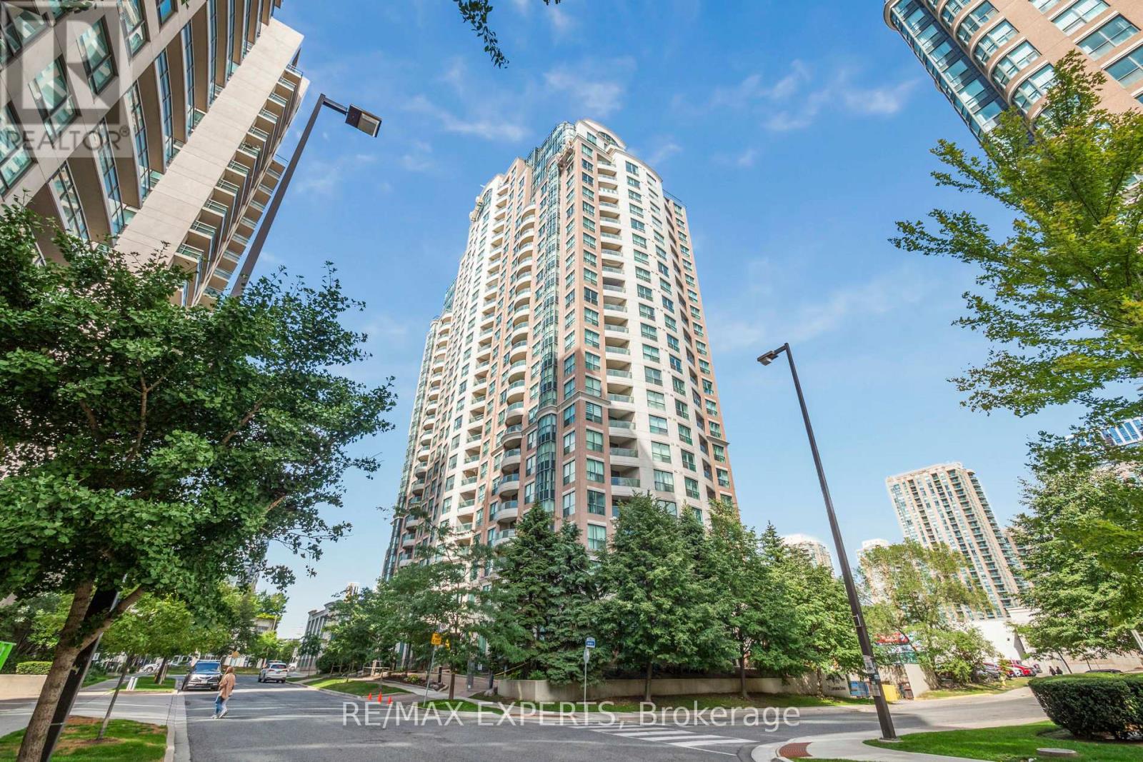 UPH-06 - 7 LORRAINE DRIVE|Toronto (Willowdale West), Ontario M2N7H2