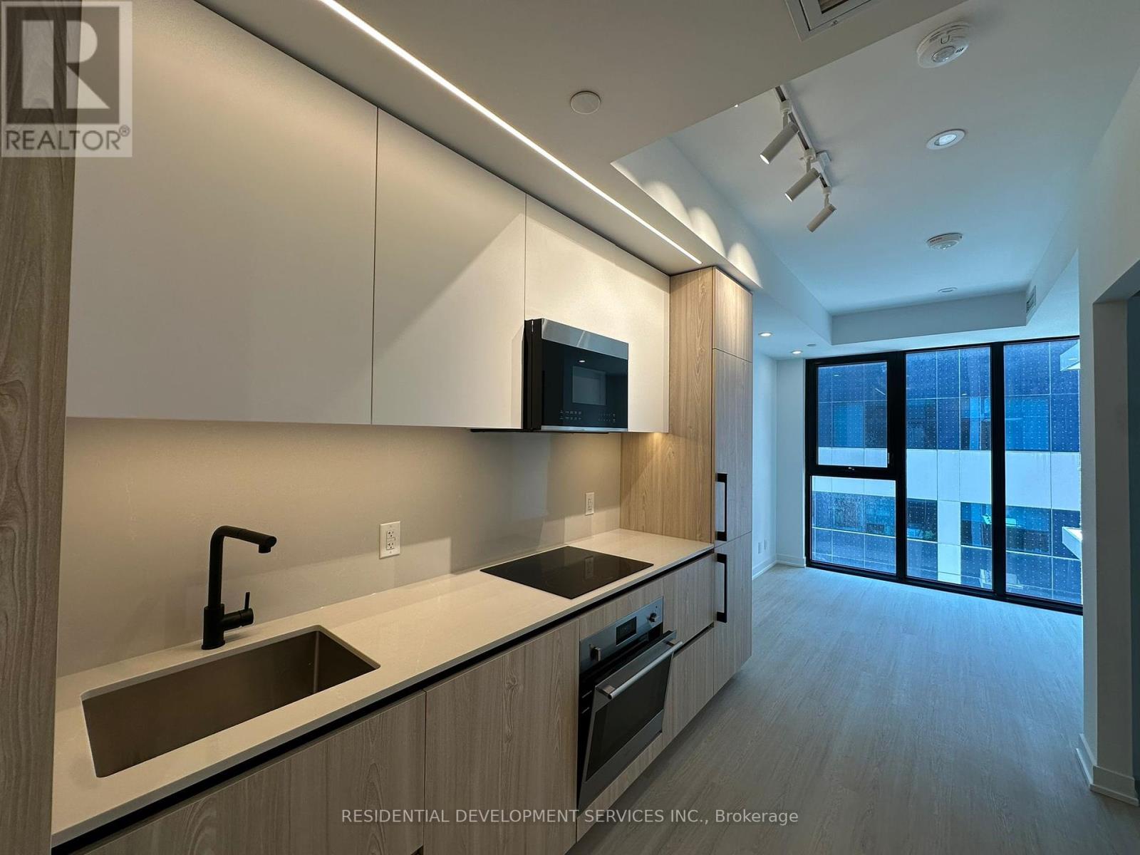 516 - 699 SHEPPARD AVENUE E|Toronto (Bayview Village), Ontario M2K0J5