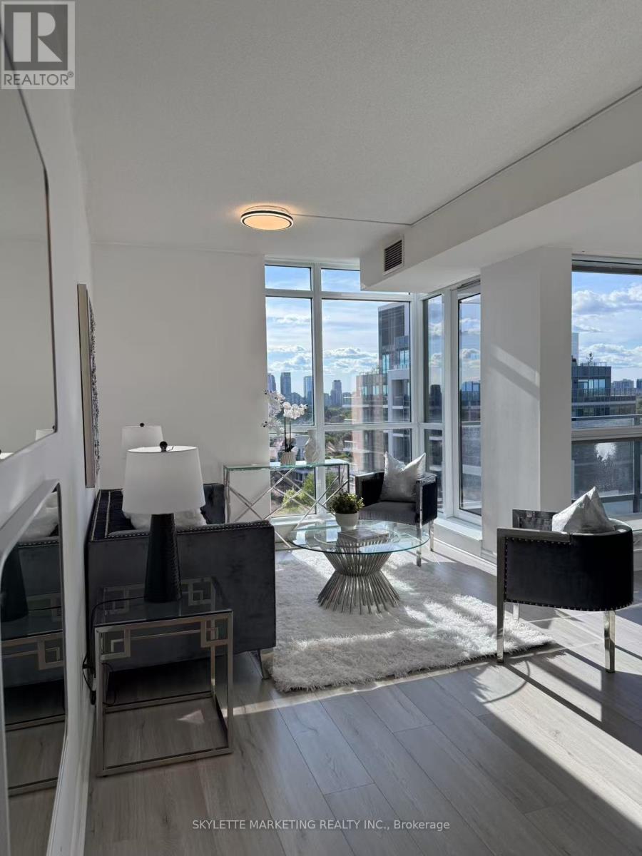 1315 - 2885 BAYVIEW AVENUE|Toronto (Bayview Village), Ontario M2K0A3