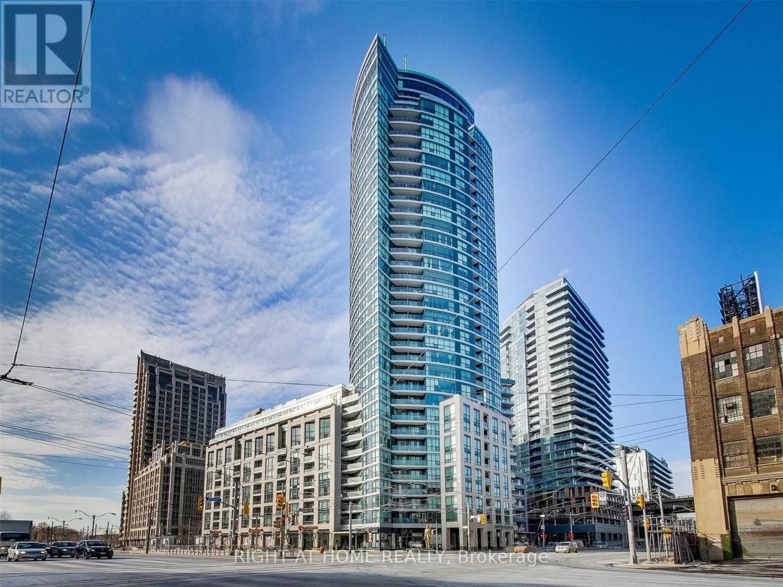 Property image for 734 - 600 FLEET STREET|Toronto (Niagara), Ontario M5V1B7