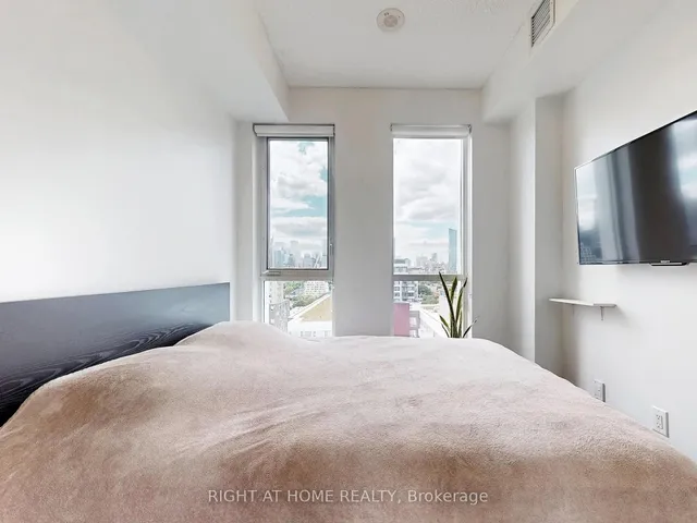Additional image 15 of 55 Regent Park Blvd Unit 1407
