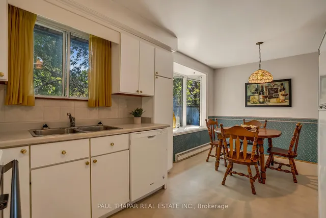 Additional image 11 of 17 Dolan Gate