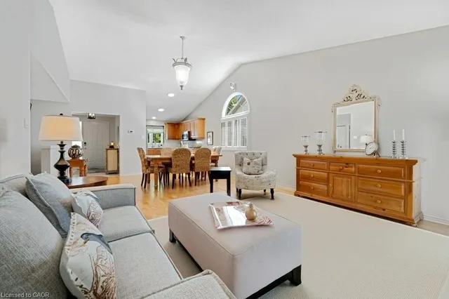 Additional image 15 of 15 Quinte Cres Unit 15