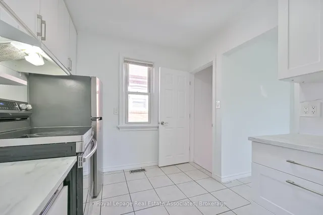 Additional image 9 of 20 East Dr