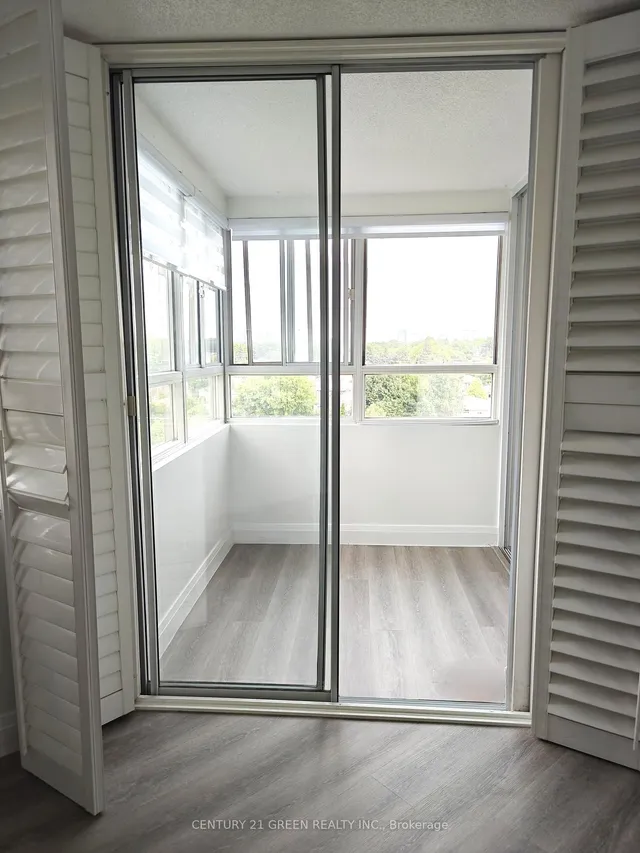 Additional image 21 of 4 Park Vista Unit 1206