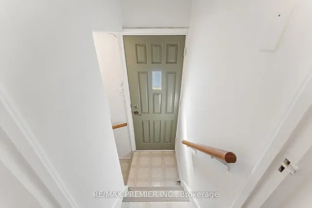 Additional image 19 of 138 Kane Ave