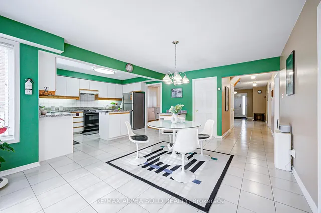 Additional image 15 of 360 Goldhawk Tr