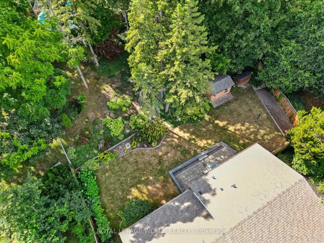 Additional image 41 of 33 Shadywood Cres