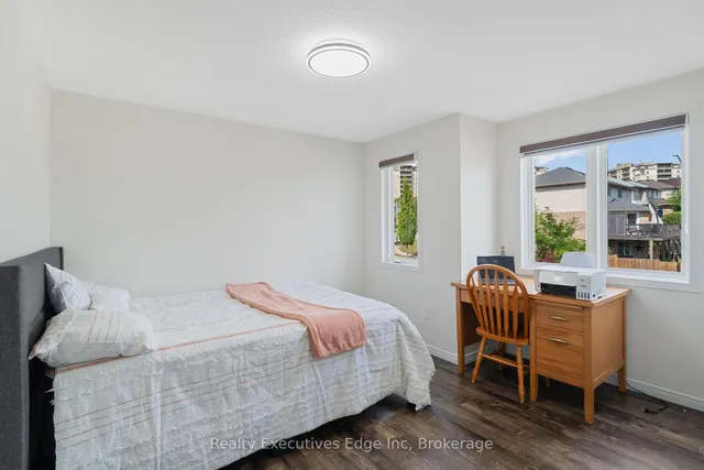 Additional image 27 of 74 Joshua St