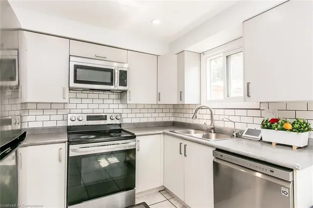 Additional image 10 of 223 Pioneer Dr Unit J62