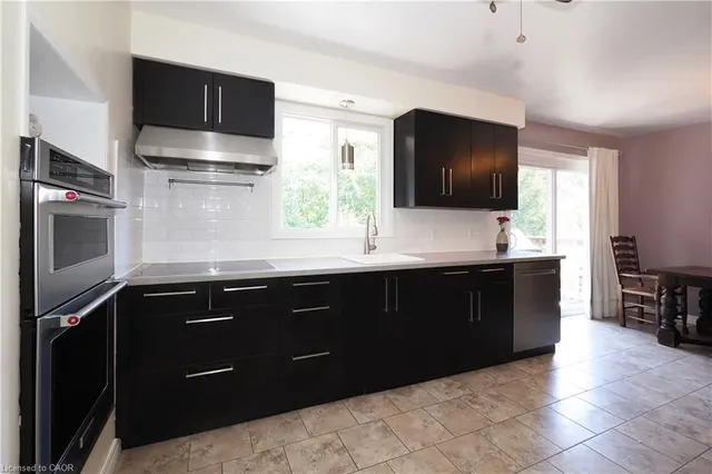 Additional image 19 of 20 Gay Cres