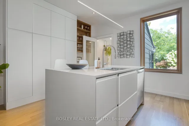 Additional image 19 of 10 Herman Ave