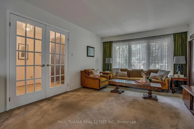 Additional image 7 of 17 Dolan Gate