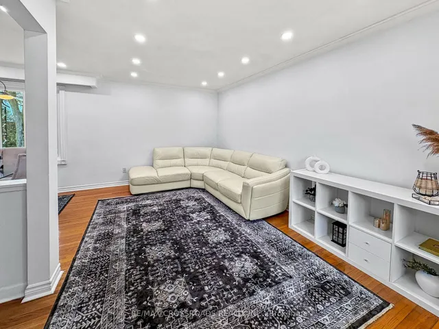 Additional image 4 of 46 Ronway Cres