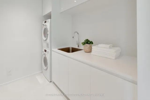 Additional image 32 of 83 Pinewood Ave