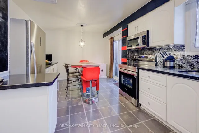 Additional image 6 of 82 Timberlane Cres
