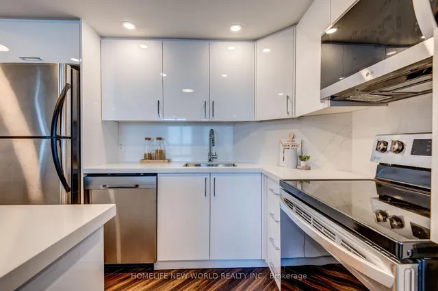 Additional image 8 of 208 Queens Quay Unit 903