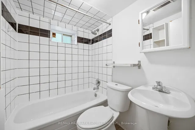 Additional image 15 of 135 Kenwood Ave