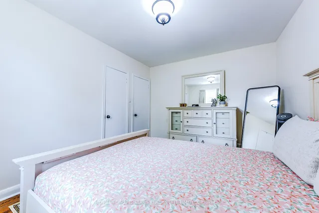 Additional image 17 of 3987 Bloor St