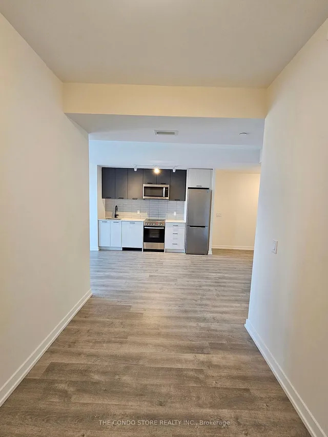 Additional image 5 of 2300 St Clair Ave Unit 427