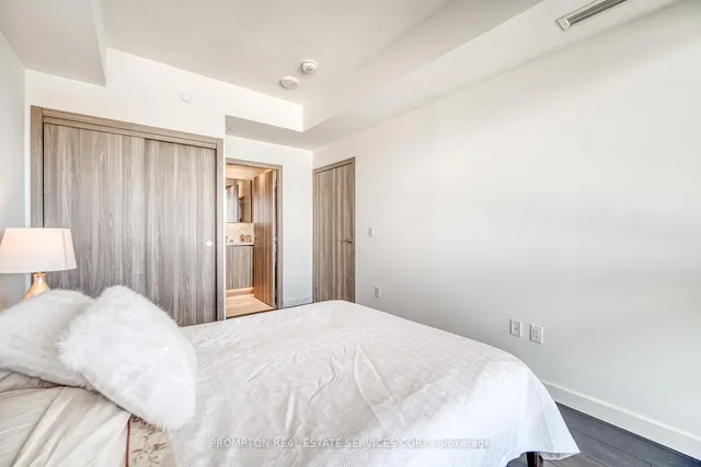 Additional image 15 of 27 Mcmahon Dr Unit #2805