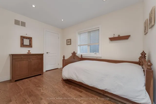 Additional image 25 of 276 Greenfield Ave