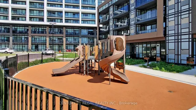 Additional image 28 of 50 George Butchart Dr Unit 314