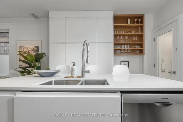 Additional image 23 of 10 Herman Ave