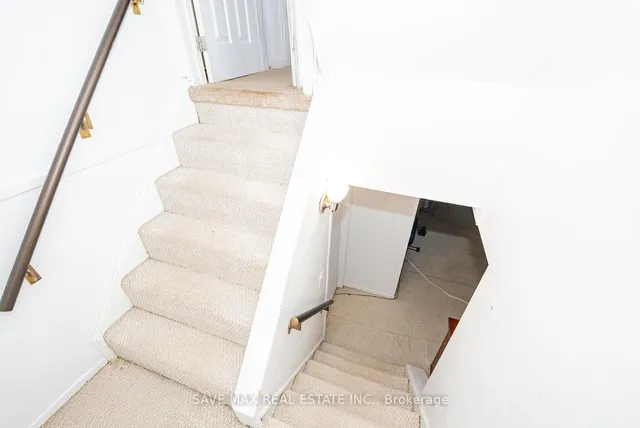 Additional image 33 of 14 Williamsburg Rd Unit 38