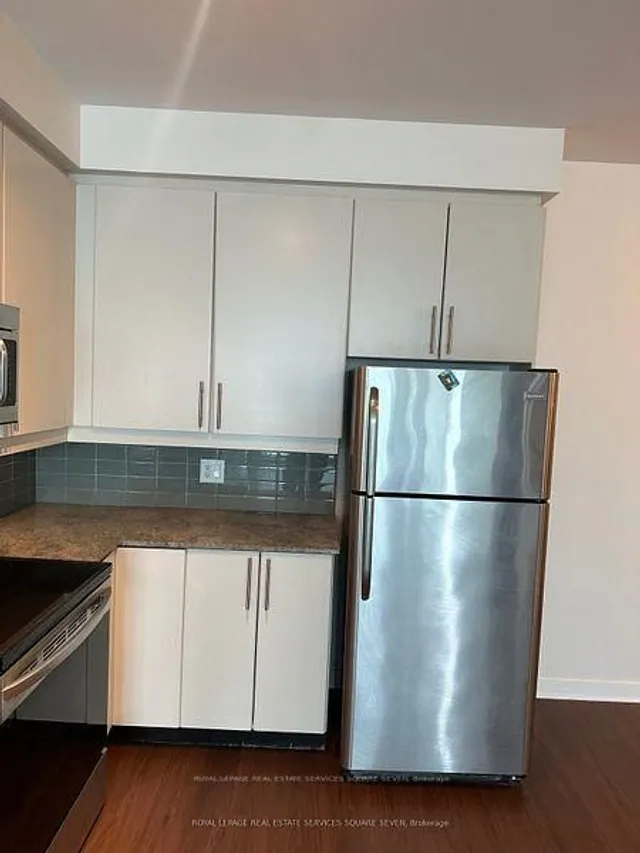 Additional image 12 of 33 Bay St Unit 3013