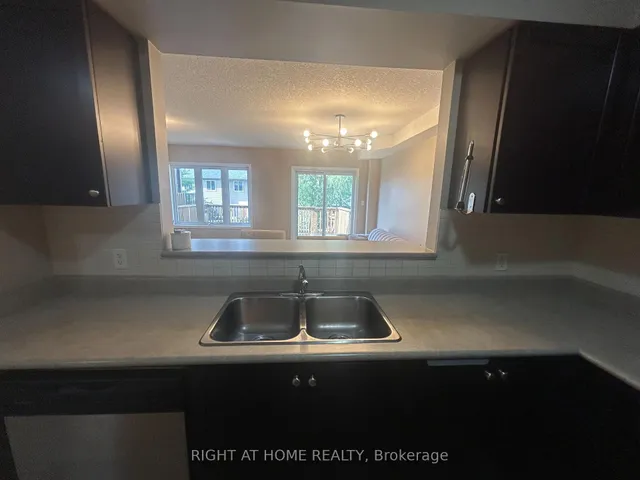 Additional image 13 of 972 Zeller Cres