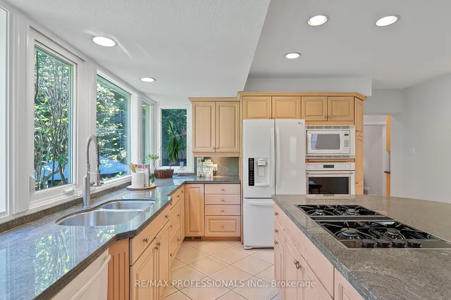 Additional image 15 of 28 Colwood Rd