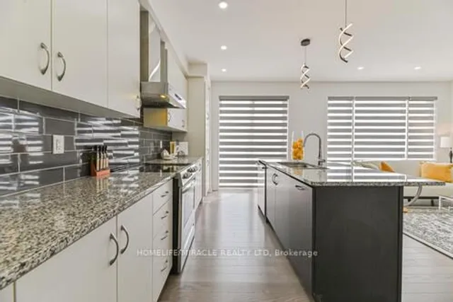 Additional image 27 of 30 Saxony St