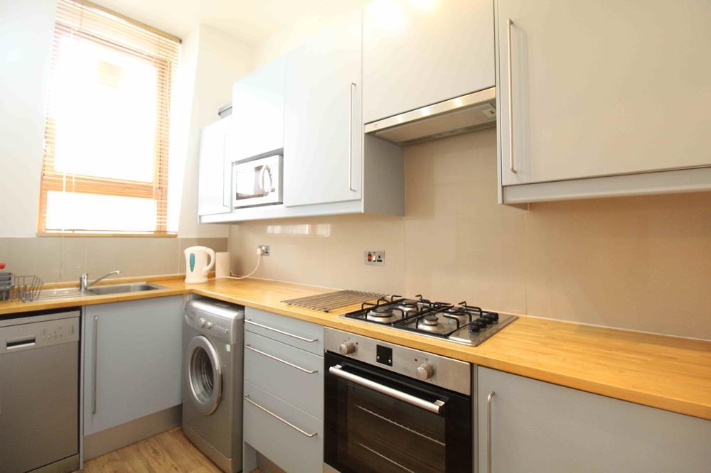 Additional image 10 of Ashvale Place, Top Floor, AB10