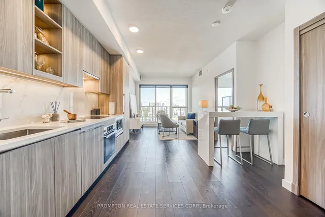Additional image 4 of 27 Mcmahon Dr Unit #2805