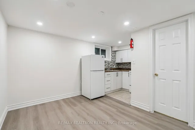 Additional image 34 of 22 Citadel Dr